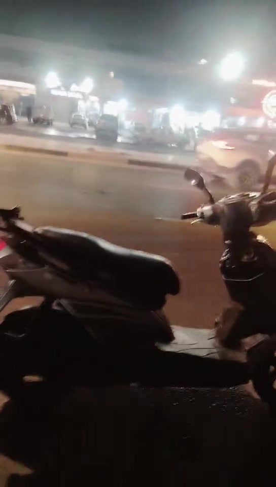 سلام عليكم دراجه سكنس  فحل 
ياباني نوزل خطين ستان كهرباء دراجه مكفواله من كلشي 
سعر900بيها مجال قليل ***********بغداد بلديات
