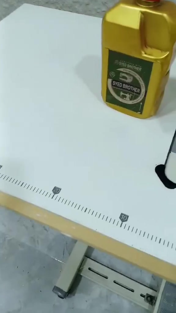 سلام عليكم مكينه صناعيه للبيع نوع جمسي جديده مامستخده استخدام قليل مكاني ديوانيه الاتصال ***********
