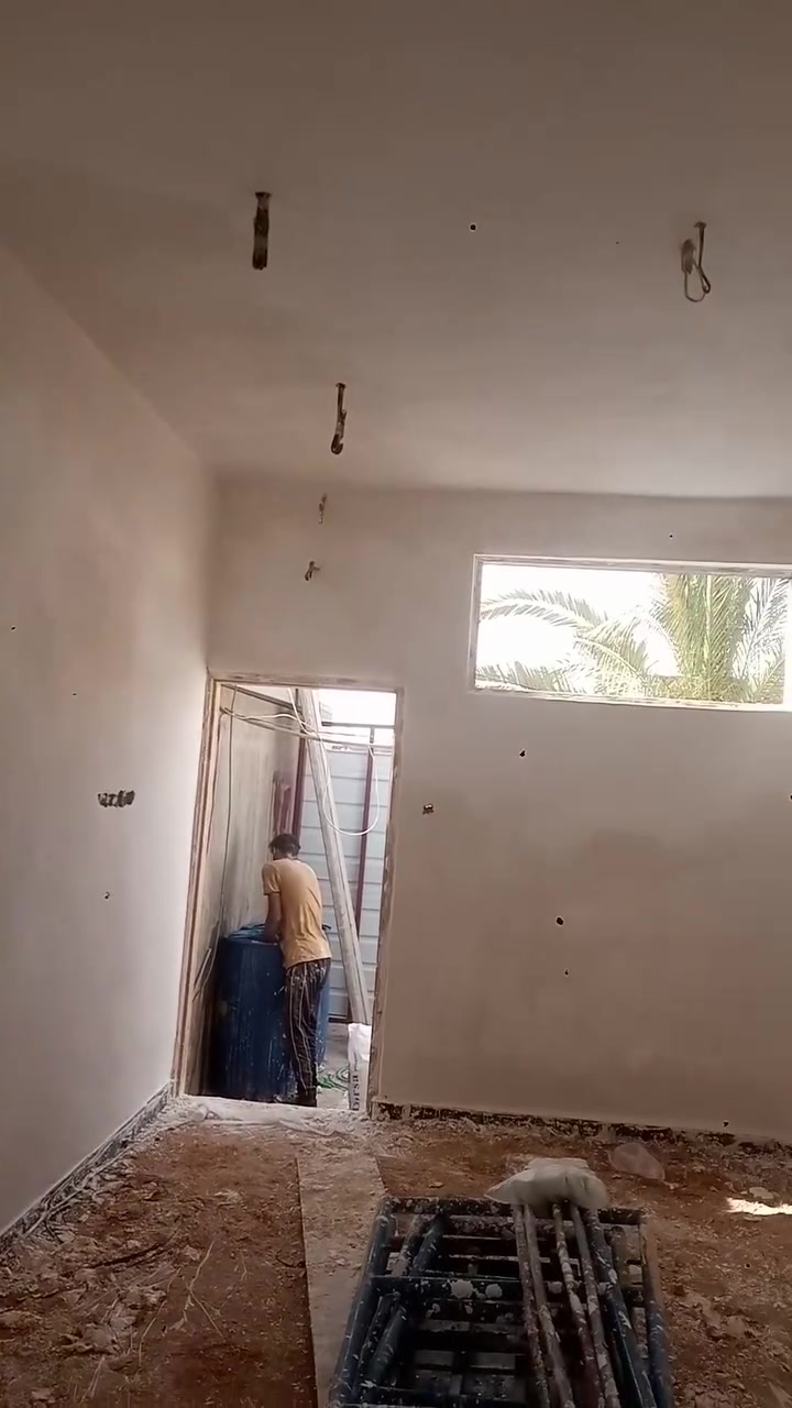 سلام عليكم لباخ متفرغ سمنت جص وبورك  كلشي اشتغل يوميه كباله متر *********** وتساب موجود
