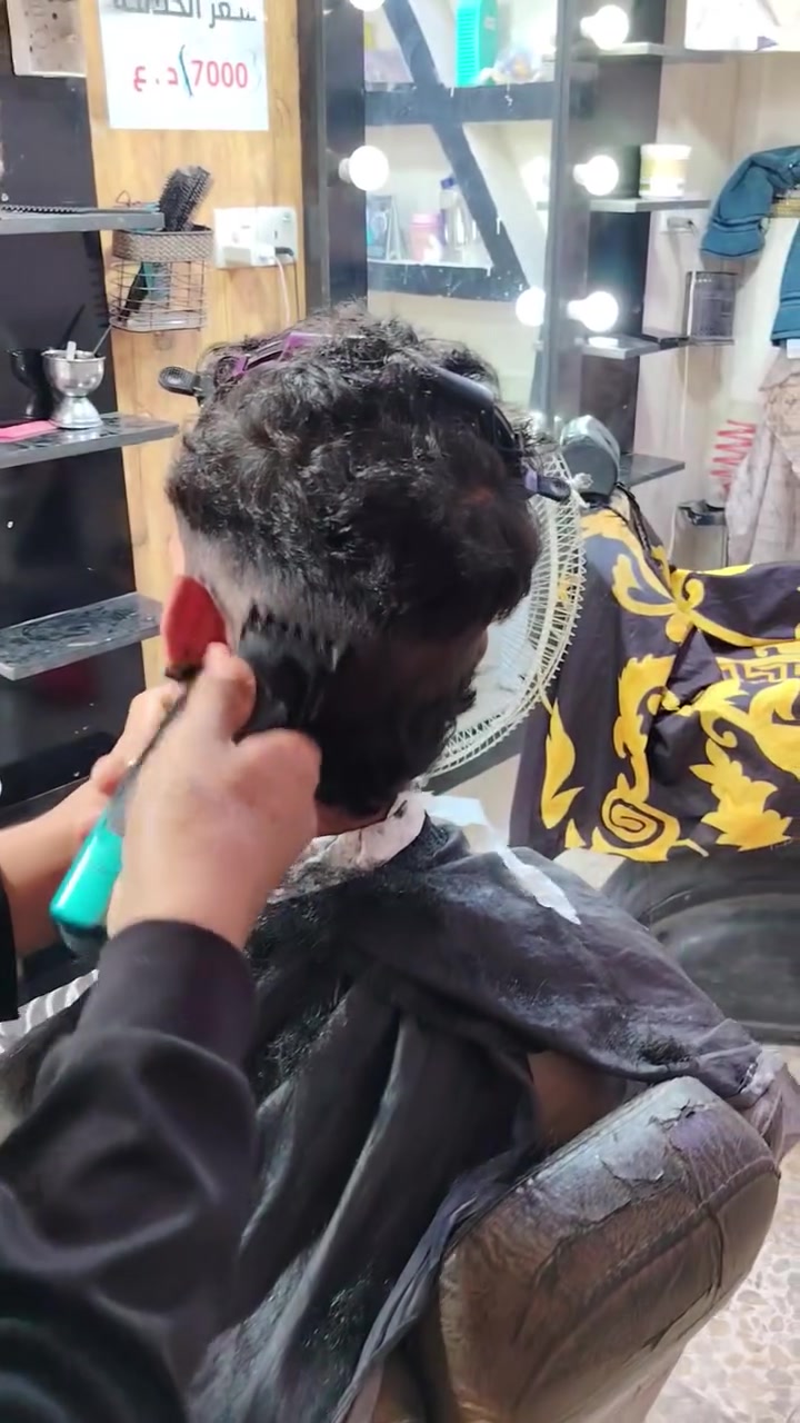اقصاد.. اقصاد فرصه عمل
الى جميع الشباب صارت دورات الحلاقه بالاقصاد المريح
دورات احترافيه من الصفر حد الاحتراف
دورات مفتوحه نضري وعملي ومتتخرج اذا موحلاق محترف
العنوان نجف مناذره حي العسكري شارع المرور
للاستفسار الاتصال ع الرقم  ***********
اومراسله الصفحه
