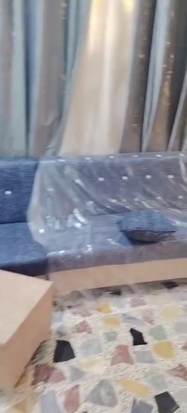 كنب • ٢٠ مقعد • مستعمل