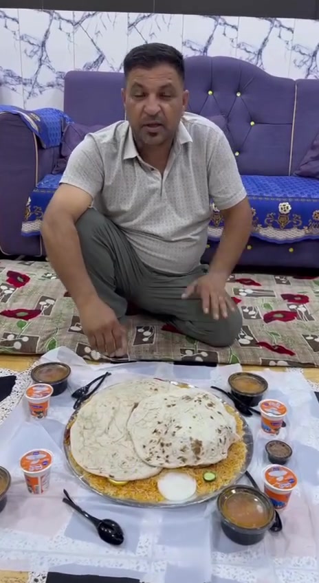 مطعم ديره هلي اليمني في قضاء المحاويل شكرآ لكم عل هذا المنسف الجميل شكله يكفي الطعم روعه الريحه تخبل ذوق خرافي مطعم ديره هلي مندي اليمني أكلات روعه حنيث ودجاج مندي يخبل الله يرزقكم ارقام مطعم ديره هلي اليمني للحجز
***********
***********
