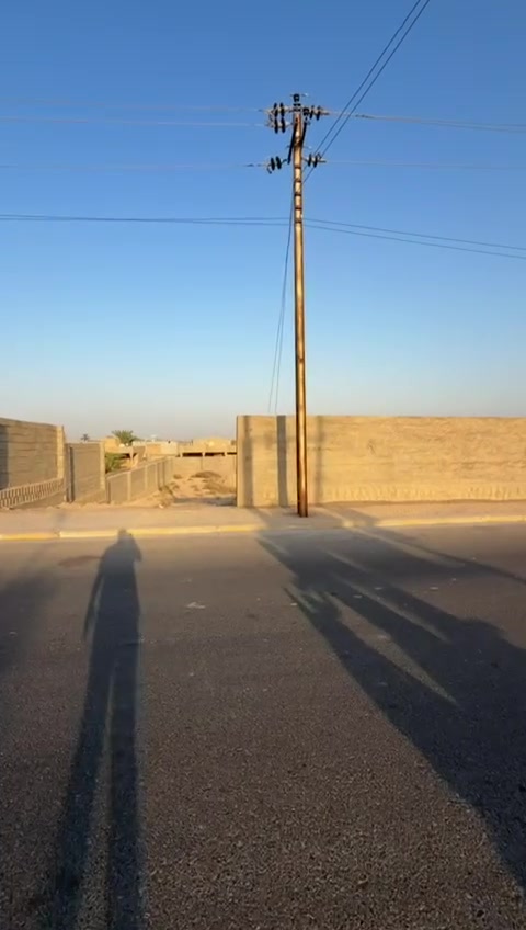 قطعة أرض للبيع.. طابو زراعي
المساحه 1000 متر.. وجه 20.ونزال 50
الموقع جزيرة البوذياب السده قرب الجسر الحديد  ومجلس محافظة الانبار
سعر المتر 250 وقابل للتفاوض
للأستفسار الاتصال على الرقم ***********
