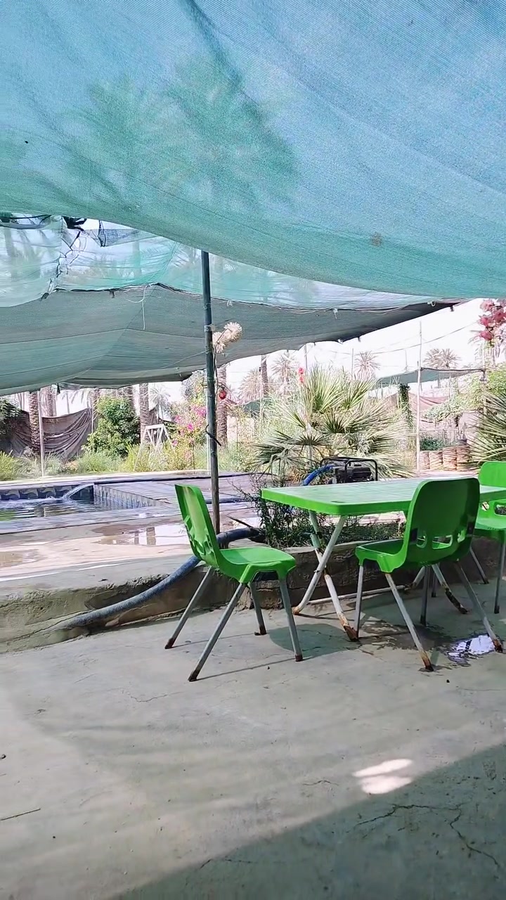 شاليه الزهراء العائلي تتوفر حجوزات على مدار السنة الشفت ٥ ساعات و بسعر مناسب جداً جداً جداً ٢٥ ألف العنوان كوفة شارع آل عيسى عمود ٤٢ للتواصل واتساب ( *********** )
