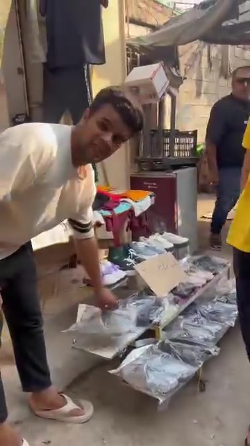 واسط قضاء العزيزيه سوق الجمعه كل الهله بيكم
