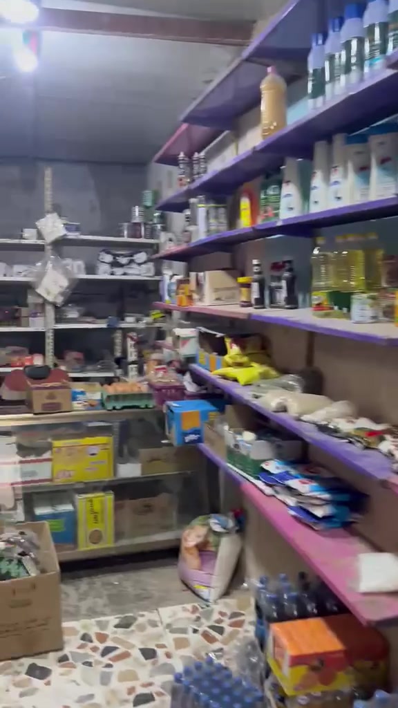 ياالله بيت للبيع مساحه 250او اكثر بي محل باب رزق بناء حديث الأساس مال البيت رفت صب عنوان البيت بضهر مطعم أحمد بديوي مقابيل المركز بدوانم كهرباء ماء جاهز اخر شي وبالعافيه على الي يأخذه السعر 36وبي مجال للطيبين  رقم صاحب البيت ***********

