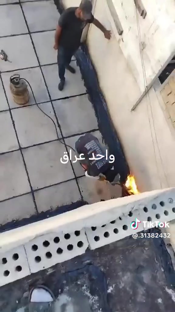 السلام عليكم اشتغل ماستك للسطوح. هذا رقمي وعملي***********
