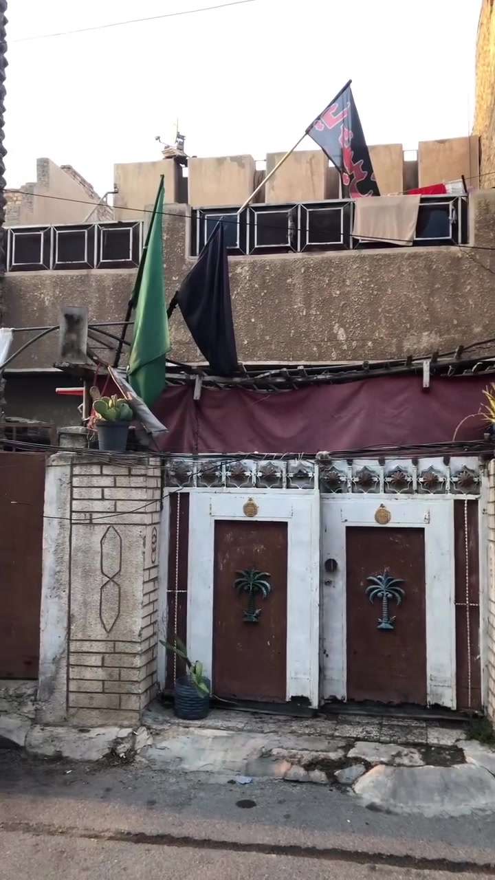 السلام عليكم بيت للبيع مساحه ١٦٠م الموقع ماته حلو وقريب ع شارع العام بضهر اهل الفلافل لبشارع ٦٠ مجمع نور الطبي يصير مقابيله السعر وباقي تفاصيل اتفضلو خاص ***********
