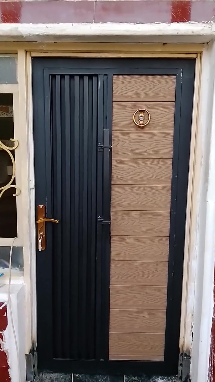👑 معمل أبو نور للحدادة والألمنيوم والـ PVC 👑

نصنع الفرق… ونترك بصمتنا في كل تفصيلة

لأن بيتك ومشروعك يستحقان الجودة، نقدّم لك أعمالًا تجمع بين الفخامة، المتانة، الدقة وجمال التصميم، بتنفيذ احترافي وتشطيب يليق بذوقك.

🔩 أعمال الحدادة
🪟 أبواب وشبابيك الألمنيوم
🚪 أبواب وشبابيك الـ PVC
📐 تفصيل حسب القياس والطلب
✨ تصاميم عصرية وتشطيبات راقية
💯 جودة ومتانة وثقة بالتعامل

━━━━━━━━━━━━━━

📍 الموقع:
الديوانية – شارع سالم
قرب حسينية الحجة ابن الحسن العسكري (عليه السلام)

📞 للاستفسار والحجز:
***********
***********

━━━━━━━━━━━━━━

💎 معمل أبو نور

جودة تُرى… متانة تُلمس… وثقة تدوم.
