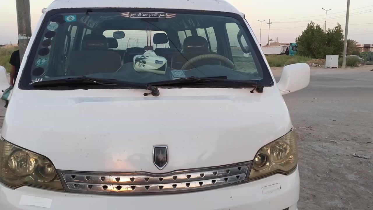 السلام عليكم h1 للبيع موديل ١٥ كير اكسن محرك صدر تخم تاير دوشمه سياره كفاله الاتصال على الرقم ***********
