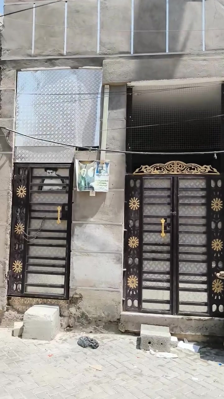 السلام عليكم
بيت للبيع ١٤٤م مسلح طابقين قطاع ٣١ مأجر حاليا تردون استثمار تردون سكن ي استفسار ***********
