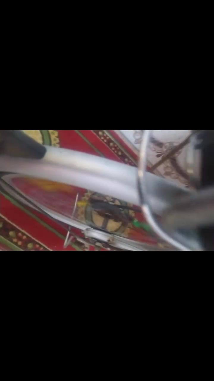 سلام عليكم
بايسكل للبيع 🚲

لون جوزي 🟤 طوخ

حجم 26 

نضافه 🛀 ٧٥ ٪

مكفول من الچاملغ للجاملغ 😁

السعر 💲 ١٠٠:٠٠٠ مع الغراض 

السعر 💲 ٨٥:٠٠٠ بدون غراض

عنوان 🏤 

الكوفه علوه الفحل قرب مخازن الموز

***********
واتساب فقط
