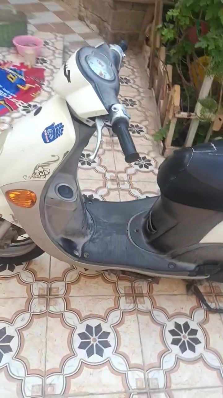 سلام عليكم فله للبيع سعر 900 الشراي 
حسين علي

