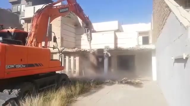 تفليش بنايات • حفر جفره • رفع الانقاض
