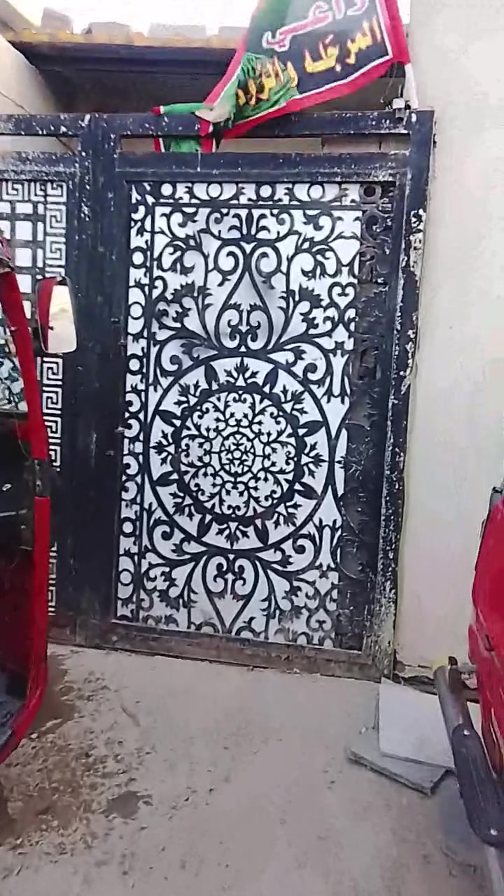بيت للبيع سعر35 زراعي سند 25 مساحته 100 يحتوي على ديوان وقرفتين وهول ومطبخ وصحيات العنوان البهادريه ***********
