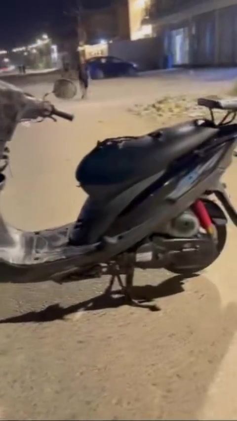 دراجه ماكس عدله للبيع  الدراجه معروضه يمي كفاله عامه ٤٩بلادي مامفتوحه الدراجه كلها مختمه سوادات مختمه وياله اصلي مري اصلي بيها شغلات حلوه مزوده صدر رياضي اصلي ولباقي كله عل بلاد وخير من الله شلعه ومعدل دشبول وكهربائيات كلها شغاله معدلها يدك ١١٠ وحته يعبر وكله عل فحص تجي تشوف بعينك لاتنقيص لا تبخير   السعر ٧٢٥ وبيها مجال مكاني محموديه الموشراي لايدخل  ***********بي واتساب
