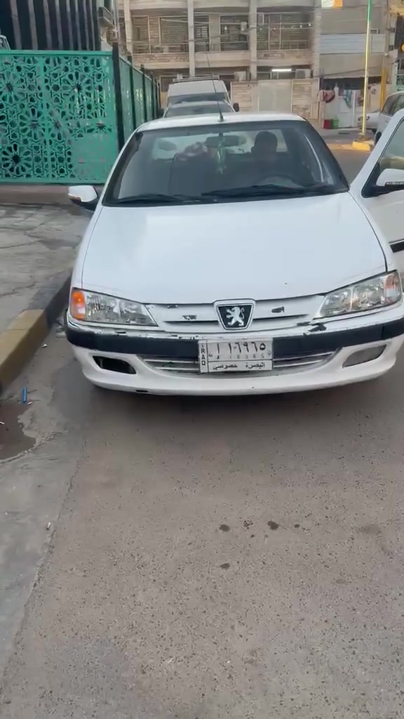 سلام عليكم بيجو بارص ٢٠١١ رقم بصره مشروع وطني 
صبغ جماليه عنواني الشعب سوق شلال 
***********
السعر 32

