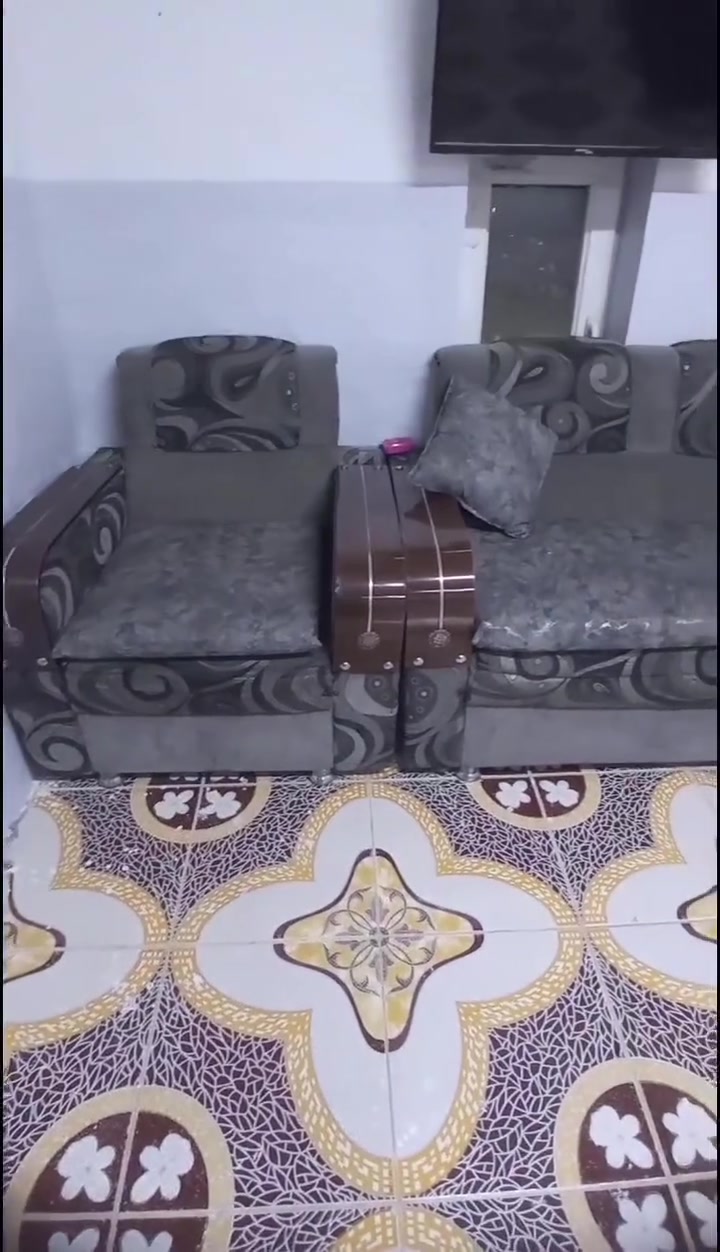 قنفات رصاصي • ٥ مقاعد • طبلتين جام