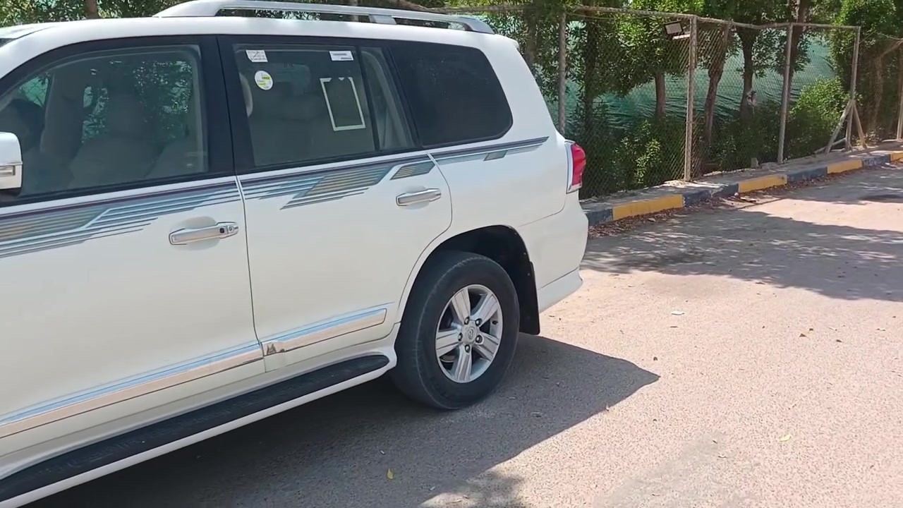 لاندكروز ١٤ كفاله سعر ٣٥٠ بي مجال البصرة قضاء المدينه ***********
