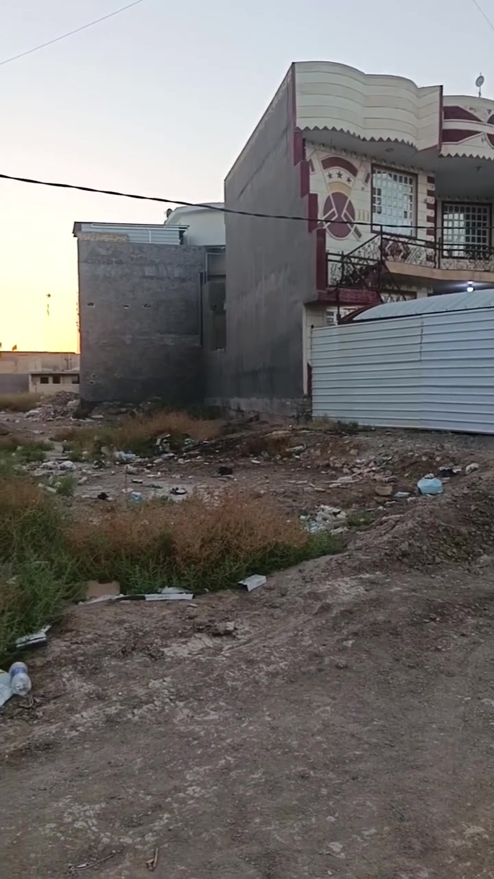 يا الله
قطعه للبيع أو مراوس 
مساحة ٣٣٠م لعشاق المساحات 
تجاريه مطله على شارع ٢٠ م الحولي
بين الموظفين والشهداء 
الوجه ١٤م ونزال على طول مثل ما واضح بالمقطع 
بيع أو مراوس ببيت
 بحي العروبة أو الشباب
للأستفسار أكثر 
مراجعة مكتب دار السلام
 بحي الموظفين
 او الاتصال 
ابو حيدر 
***********
***********
ابو حوراء 
***********
***********

