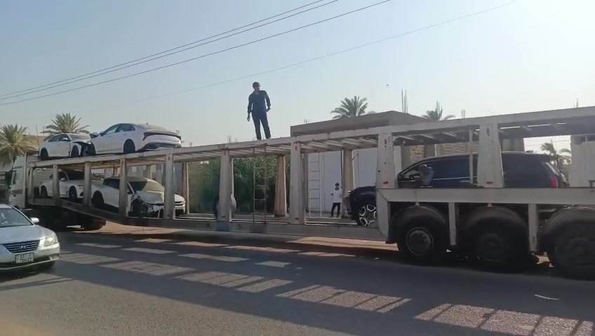 أللهم صلى على محمد وآل محمد 🧿 
تم وصول وجبة سيارات اليوم 
بعد الشراء من أمريكا والشحن الى عمان ومن ثم العراق 🇮🇶 
انواع السيارات 
جنزز مديل 26 
جنزز مديل 25 
بلسايد مديل 25 
كي 4 مديل 25 
كي فور مديل 25 
كيا فايف مديل 26
جيب كومباس مديل 25 
مكتب الحسناوي لتجارة السيارات الامريكيه والكنديه عنوان بابل قضاء الكفل مجاور دائرة أحوال الكفل مقابل صيدليه الشهد 🌹
للاستفسار الاتصال على الرقم التالي 
*********** وات ساب 🇮🇶
