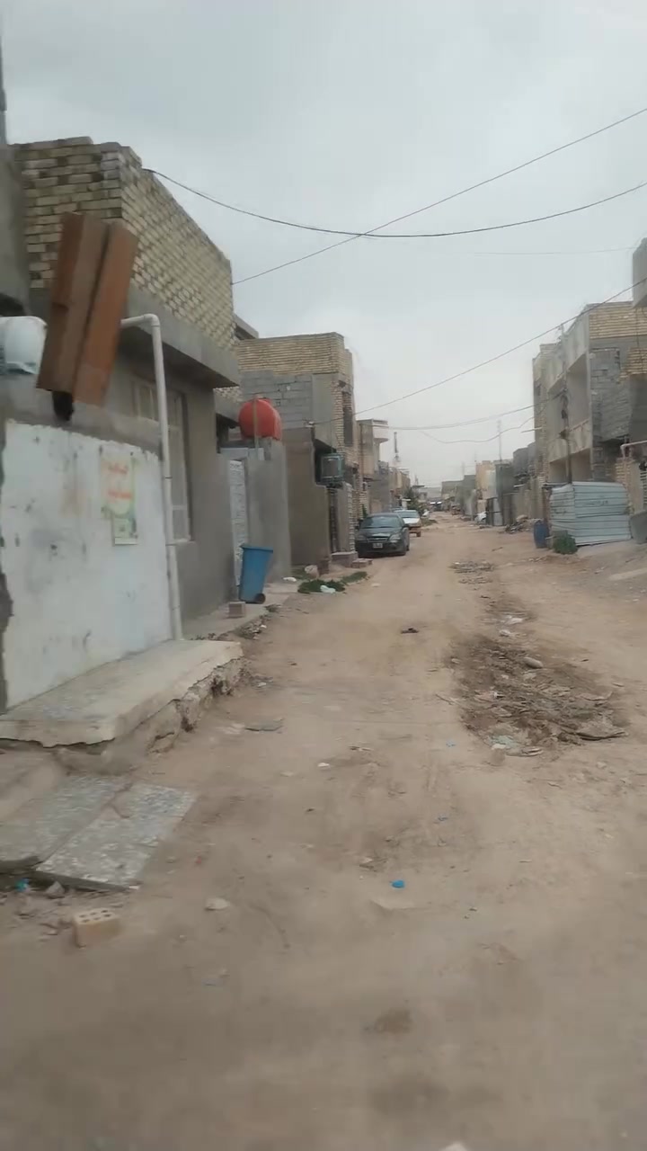 السلام عليكم بيت للبيع زراعي على عقد ٢٥ مساحه ٥٠ واقع حال ٦٠ قرار محكمه سند ابو صوره جواهري قرب أسواق حسوني تفاصيل أكثر اتصال *********** واتساب متوفر
