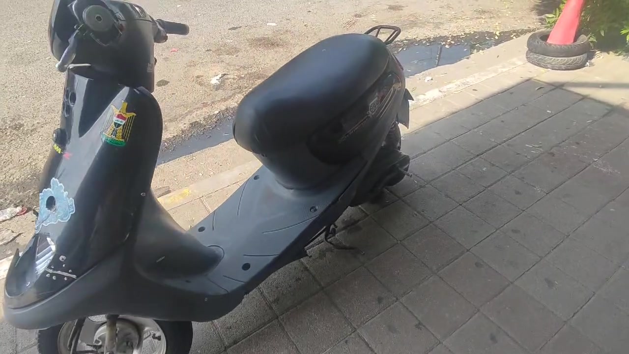 سلام عليكم موطور 60 ياماها للبيع محرك عالفحص بي بس صلف مادري باتري شخاطا وطخا من كدام للاستفسار ***********.         السعر 180وبي مجال بسيط.   يرهم مراوس شحن صغير
