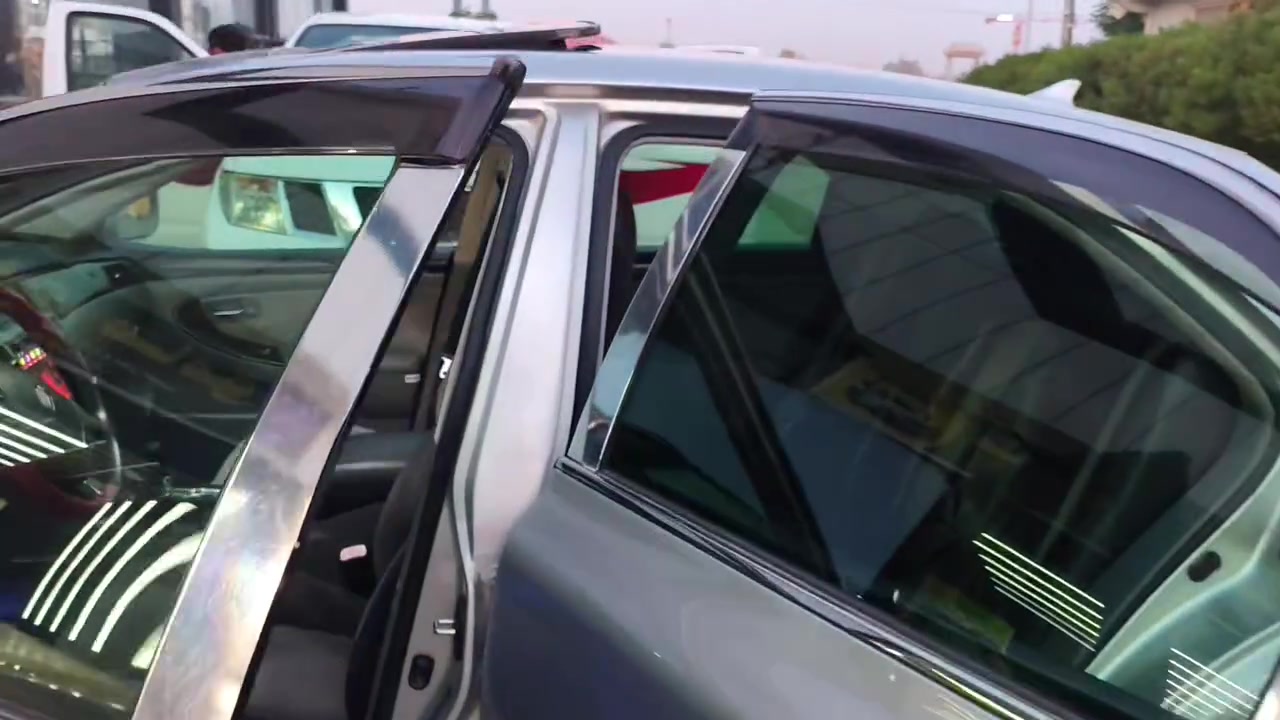 شاهینه • ٢٠٠٥ • سپورتی