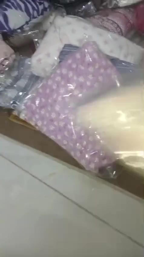 ١٠٠قطعة • واتساب • قابل تفاوض