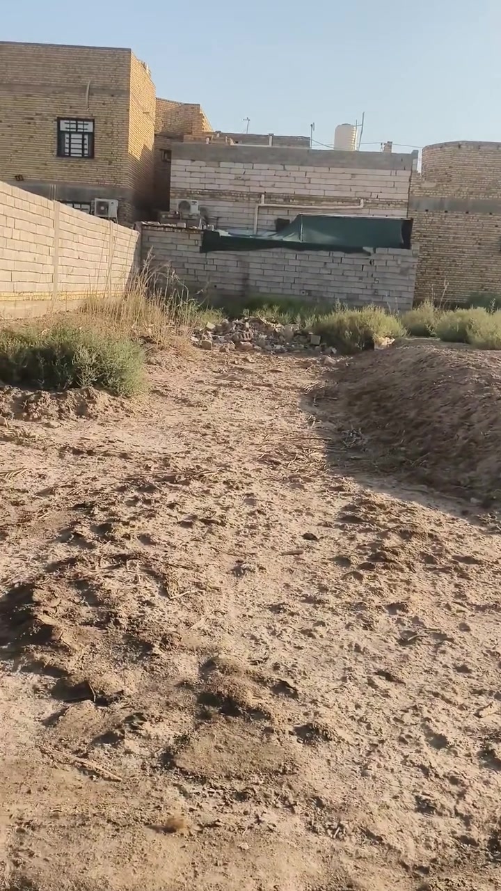 قطعه مساحة ١٩٠ ناحية فضليه حي الفرات وره جامع رسول الأعظم قريب عله شارع جسر خدمات ماء كهرباء شارع سعر خاص وتصال عله رقم *********** وتصال عله واتساب
