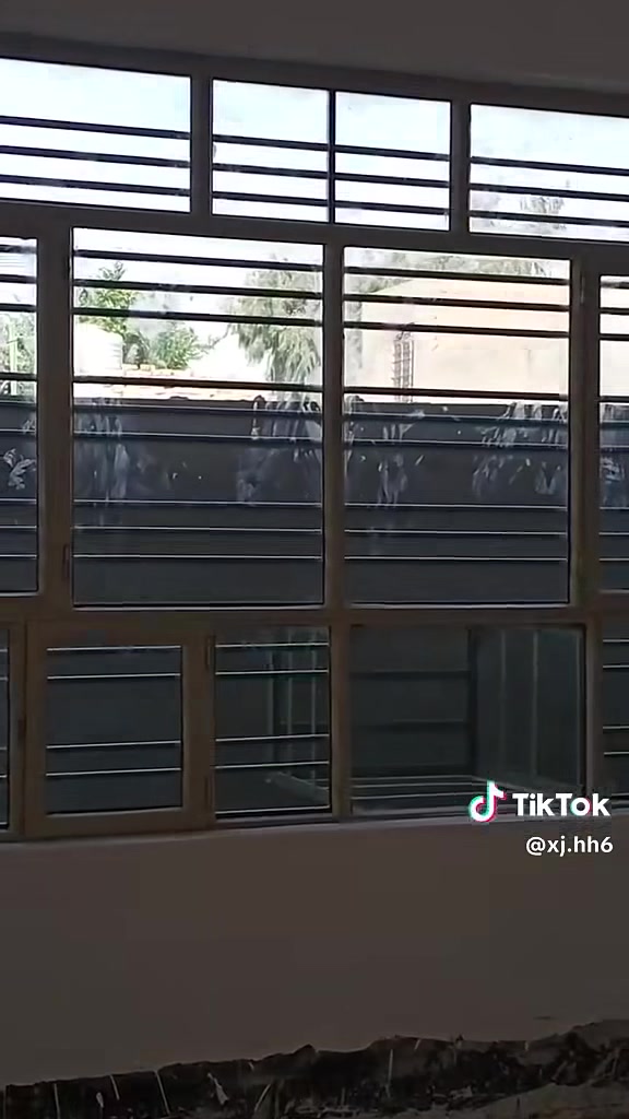 زجاجيات شمس الولاية ومحجرات الالمنيوم لتجهيز كافه   عنوان المحل سوق الشيوخ طريق الحكيكه السايدين مجاور مطعم قسام   هاتف ***********
