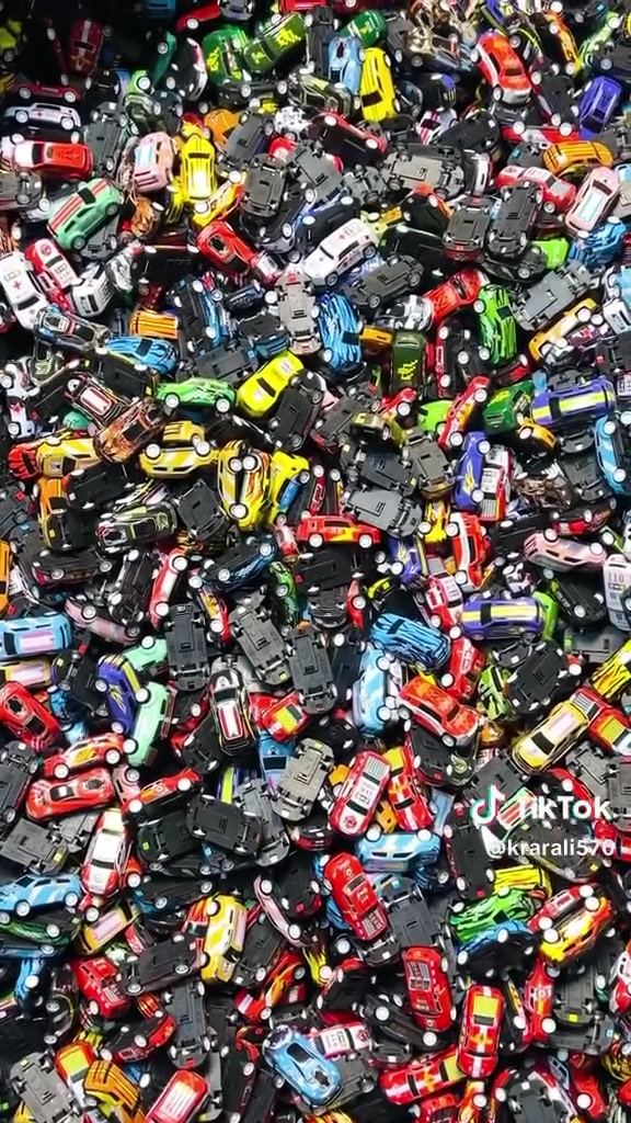 سيارات حديد
***********
