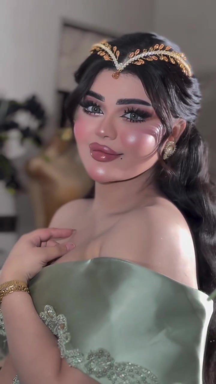 ⁨ ⁨ ⁨ من أعمال الماكيرا سرى 💎💎💎
📍بغداد حي الجامعة شارع ٦٦ مقابل مجمع البيلسان الطبي 
***********:📞
***********⁩⁩
