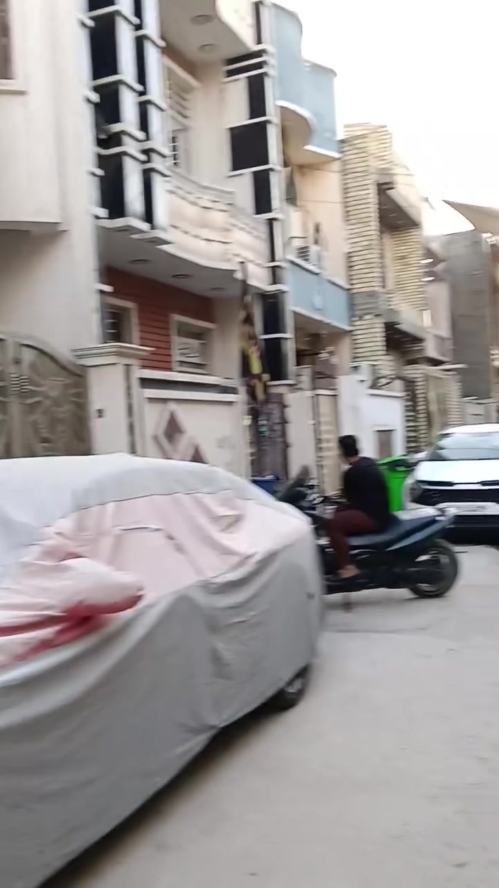 مشتمل للبيع المساحة 75متر طابو ملك صرف زراعي سند 25 قرار قاضي الطابق الأول/صالة ومطبخ وصحيات وغرفة نوم
الطابق الثاني/2غرف نوم وصحيات وسطحين 
الموقع/الدورة الصحة السعر 110بي مجال
 رقم الهاتف ***********
مشتمل للبيع المساحة 75متر طابو ملك صرف زراعي سند 25 قرار قاضي الطابق الأول/صالة ومطبخ وصحيات وغرفة نوم
