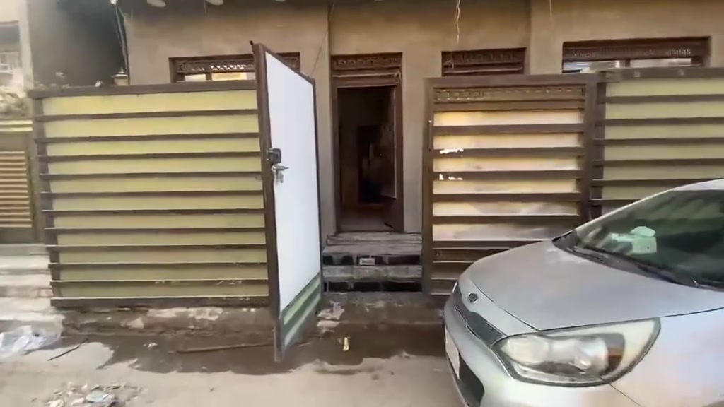 السلامو عليكم بيت للبيع المساحه ٥٠متر واجها ٨ونص نزال ٦ العنوان مخابرات الديوان محله ٨٧٣بسعر مناسب جدن للاستفسار الاتصال عله الرقم ***********
