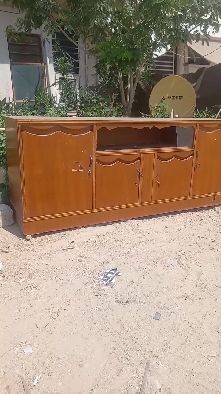 بوفيه  للبيع  التفاصيل بالفيديو   عنوان الإسكان العسكري  ***********
