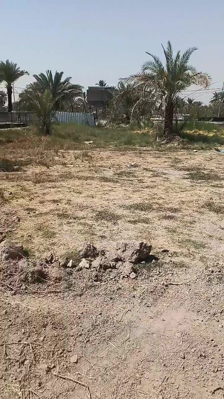 السلام عليكم
قطعه 500متر الواجه 20متر يوجد ماء اساله وكهرباء 

العنوان كربلاء طويريج منطقة المستقبل 

للأستفسار أكثر 

***********

***********
