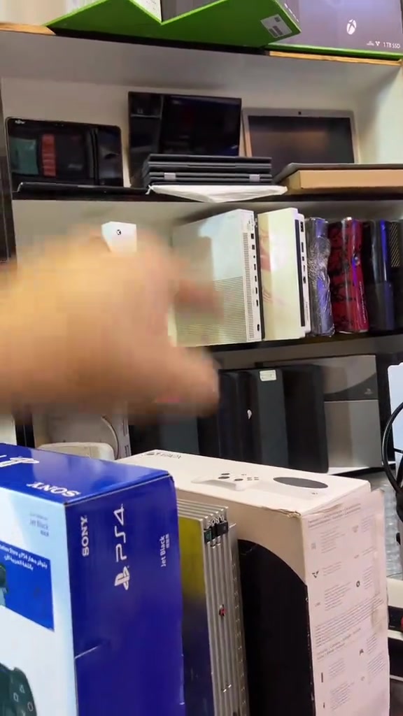 عرض شامل لمدة يوم واحد على كل ما بالمقطع 🤯 سيريس اس وبلي فايق سلم وفور سام مهكر واكس بوكس ٣٦٠ سوبر سلم  !  ‎كورك ***********  زين *********** #عمار_ماهر #سبارك_ستور 
