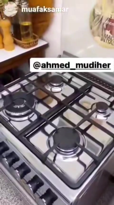 🔥 ارتقِ بتجربة الطبخ مع طباخ INSIDE الصالون 60×60 سم

إذا كنت تبحث عن الجودة، الأمان، والأداء الاحترافي، فإن طباخ INSIDE يمنحك كل ما تحتاجه بمواصفات أوروبية مصممة لتدوم.

🇮🇹 تصميم إيطالي أصلي بتجميع تركي عالي الجودة
✅ نظام نوزل متطور لأداء غاز أكثر كفاءة
✅ عيون Sabaf الإيطالية المقاومة للصدأ والانصهار
✅ أمان كامل للفرن والشعلات بحساسات تمنع تسرب الغاز
✅ حماية إضافية للأطفال لراحة أكبر داخل المنزل
✅ مفاتيح غاز معدنية متينة وعملية
✅ فرن بطلاء تيفال الأصلي بجميع أجزائه لسهولة التنظيف
✅ مروحة داخلية لتوزيع الحرارة بشكل متساوٍ
✅ شاشة ديجيتال مع مؤقت لضبط وقت الطهي بدقة
✅ إنارة داخلية، شواية، وجداحة مدمجة
✅ مدخلان للغاز مع صينيتين للخبز والطهي

🛡️ ضمان سنتين موقعي وخدمة حقيقية تمنحك الثقة بعد الشراء....

***********
***********

متوفر توصيل لكافة محافظات العراق وخدمة الدفع عند الإستلام لضمان راحتكم 

INSIDE... جودة أوروبية، أمان متكامل، وأداء يرافقك كل يوم.#INSIDE #طباخ_ان_سايد #طباخ_صالون #مطابخ #أجهزة_منزلية #إيطالي #ساباف #العراق #ضمان #مطبخ_عصري
