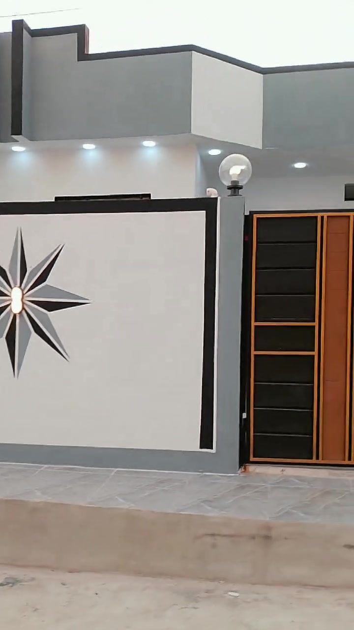 ## **🏡 بيت زيرو للبيع - حي الملايين الثانية 🏡**
**جاهز للسكن الفوري وعالآخر حباية!**
 * **الموقع:** حي الملايين الثانية (قرب ماركت النون أو جامع الريان).  مشتملات داخليه 
 * **المساحة:** 160 متر.
 * **الوضع:** جديد (زيرو) + فارغ واستلام فوري.
 * **الخدمات:** كاملة (ماء، كهرباء، تبليط).
 * **السند:** زراعي بستان (لك حق التصرف الكامل).
💰 **السعر:** 65 مليون دينار عراقي فقط!
📞 **للاتصال:** ***********
