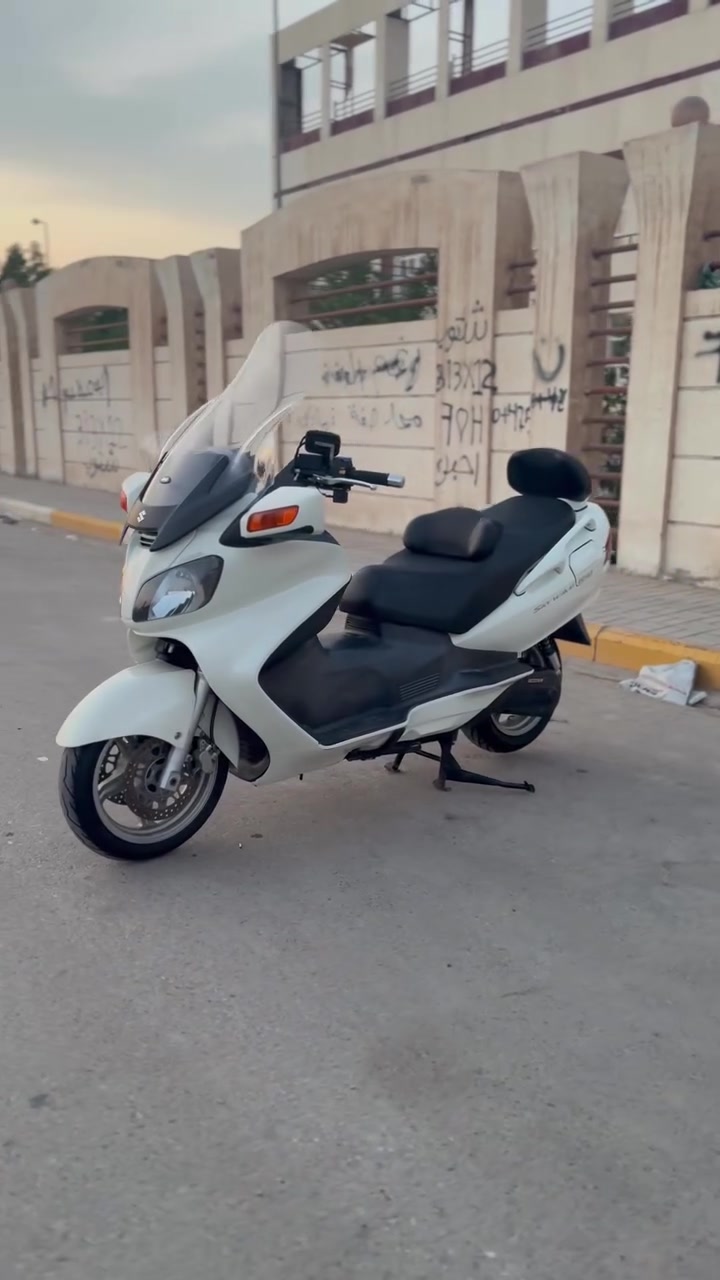 للبيع سكاي ويف 650 LX فول دشبول احمر. كفاله سعرها قفل 25 تواصل ***********
متواجد فيس
