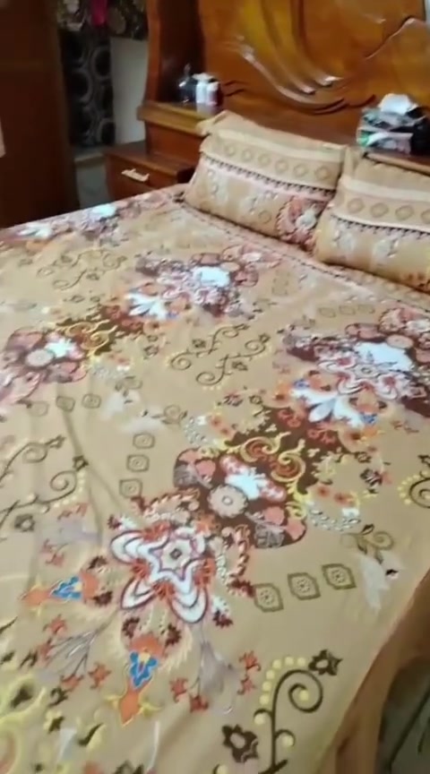 الي يدور على غرفة للعمر وياك تسكام تفصال حطاطه تكمه للبيع غرفة نوم صاج السمك ٥ ملم زان اغلى وارقى انواع الصاج وال غنى عن التعريف تسكام حطاطه تكمه تفصال درجة ممتازة كنتورها ابو ٦ وملحق ومجرات الظهر جرجوبه براغي غرفة صاج داخل وخارج وظهر سقف ارضيه بطن شغل توصا خاص عمل نجارة حقيقي غرفة حطاطه تكمه متنشال متنشال فوق الثكيل سمكها ٥ ملم غرفه حديثه مستخدمه كلش قليل وحتى صبغ تلميع يدات سويجات بالجديد كامله وجاهزة من الصبغ للمفتاح نظافة ١٠٠/١٠٠ شكد مااحجي عن الغرفة قليل بحقها و تفاصيلها السعر   ٨٥٠  مجال بسيط وطبعا مسويها ضعف سعرها واكثر مكانها بغداد واكو توصيل بكروة الشراي   يتصل ***********
