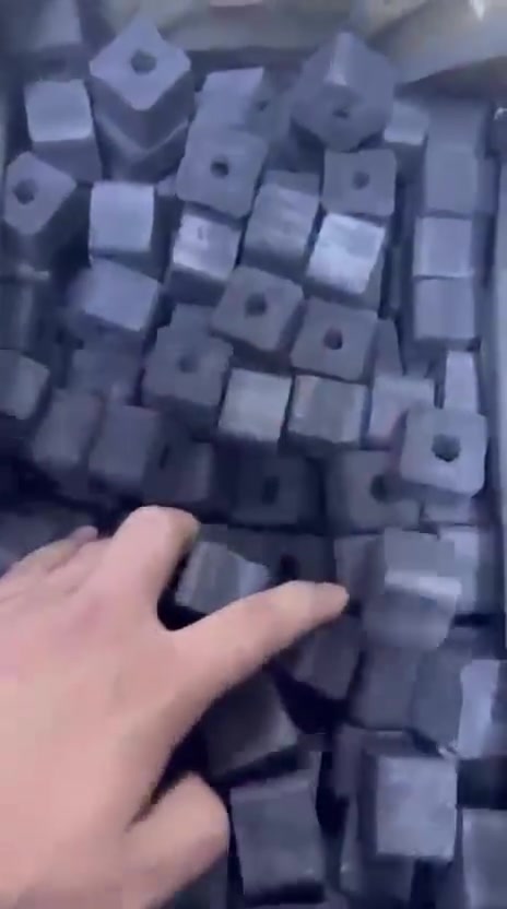 فحم طبيعي • كارتون • ١٢ كيلو
