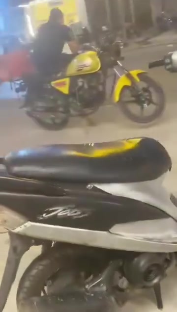 سلام عليكم🤍
ماكس منغولي للبيع صار ست أشهر نازله من الرمبه

بوشه49بلاد لا تنقيص ولا تبخير كفرات ختم واحد كهربأيات كله شغاله الدراجه ماناقصه شي

السعر 400 وبيه مجال

 رقم وبتساب***********

يرهم امراوس
مكاني ديالى بعقوبه تقاطع الوثبه
