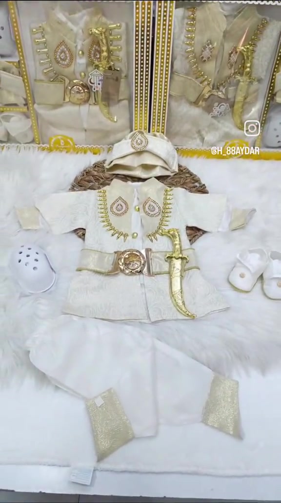 👑✨ حريم السلطان للبيبي… فخامة تليق بأحلى أمير! ✨👑 سيت حريم السلطان 👑 مع لباس ختان ستايل مرتب وفخم، حتى تفاصيل البيبي تكون غير 🤍😍 📏 القياسات: من 3 شهور إلى سنة 🎀 مناسب للختان والمناسبات ✨ موديل أنيق ومرتب للبيبي 📲 للحجز فقط واتساب: *********** 📍 الموصل – حي سومر – مقابل أعراس راما 🚚 يوجد خدمة توصيل #حريم_السلطان #ملابس_بيبي #لباس_ختان #تجهيز_بيبي #ملابس_اطفال    إذا تريد، أقدر أسويلك �⁠نسخة أقوى وأغرب
