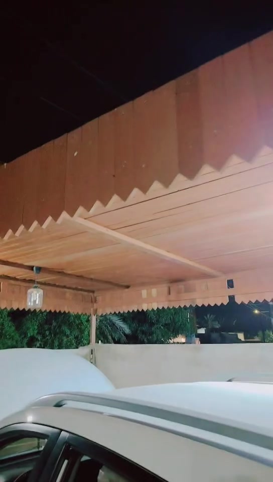 مضله كراج كلاسك القياس الطول 4.50* 3.30  السعر ٤٠٠ هيكل حديد تغليف خشب ديكور ترهم للكراجات والحدائق والمزارع والديكور مكاني بغداد الدوره تجي تجيب حداد و تفتحها السعر بي مجال
*********** غير متواجد عالفيس
