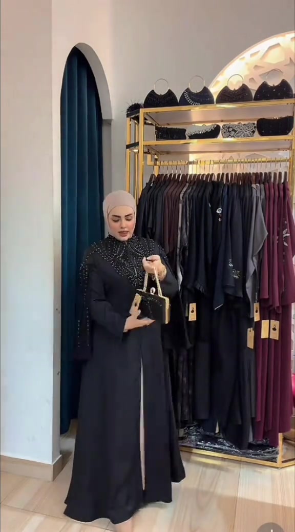 بيلا • لبسة خليجية