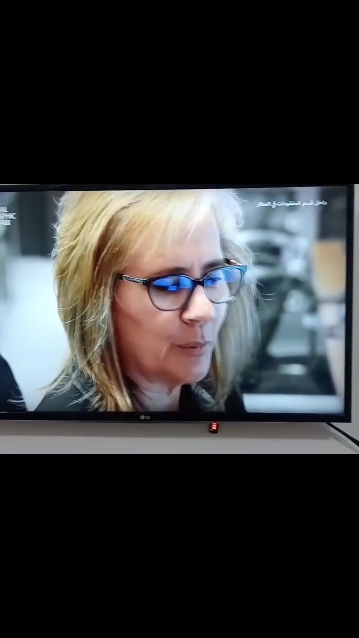 شاشة شاشة LG حجم 43 بوصة – كوري باب أول! 📺
​إذا كنت تبحث عن المتعة في المشاهدة والجودة العالية بسعر ممتاز، فهذه الشاشة هي الخيار المثالي لك!
​✨ أبرز المواصفات:
​الماركة: LG (صنع كوري – باب أول أصلي متانة ووضوح ممتاز).
​الحجم: 43 بوصة (حجم مثالي للصالات وغرف النوم).
​تقنية الشاشة: بلازما بألوان طبيعية وزاوية رؤية واسعة.

​🛖 المكان: [الناصرية مركزالمحافظة]
🚚 التوصيل: [متوفر توصيل / أستلام مباشر]
​💰 السعر: [175]
📲***********
ملاحظة يوجد ستلايت داخلي  ، وتكدر تربط عليها ستلايت ابو النت وتستمتع بالمشاهدة وشكراً   ..
