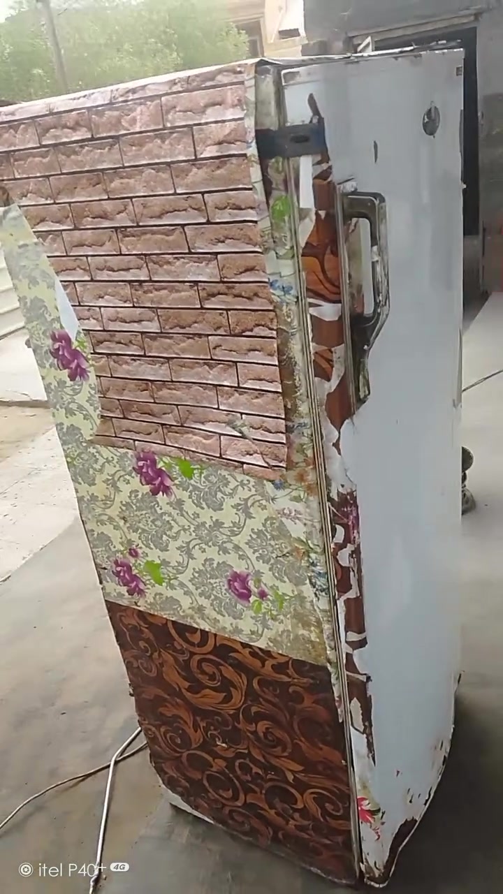 ثلاجه • كبيره • شغاله