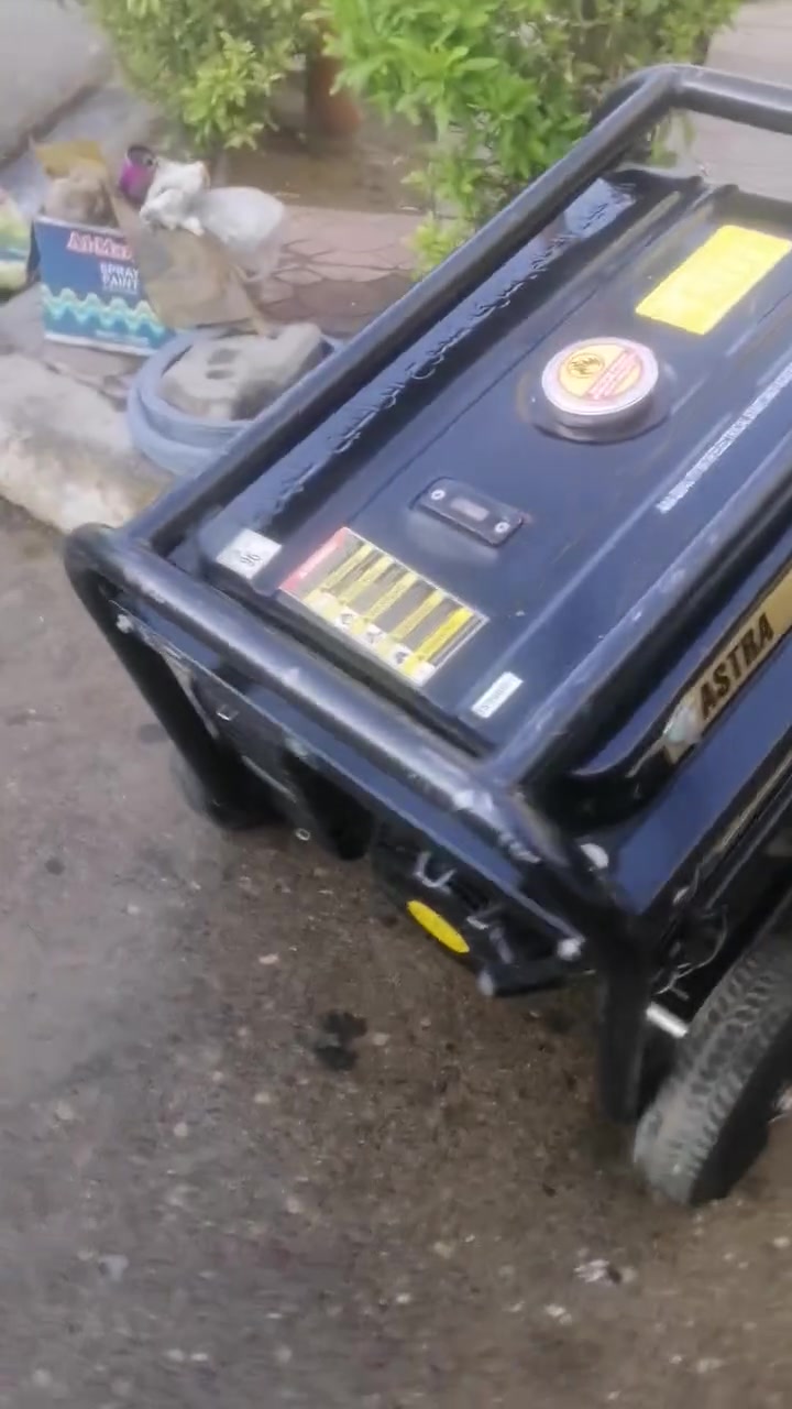 للبيع مولدة ASTRA KOREA أصلية 🇰🇷
موديل AST8000PE
⚡ قدرة 7 KVA
🔌 تقريباً 31 أمبير
⛽ بنزين
🔧 تحتاج كاربريتر وفحص وتشغيل
💰 السعر: 850 ألف دينار قابل للتفاوض
📍 المكان: ____اربيل__
للاستفسار: _____*********** _
ملاحظة: البيع حسب الحالة، والفحص على المشتري
